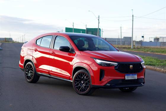 FIAT FASTBACK 1.3 TURBO 270 FLEX ABARTH AT6 FIAT FASTBACK 1.3 TURBO 270 FLEX ABARTH AT6